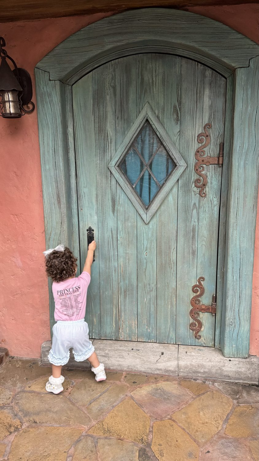 A Disney trip designed by advisor Marina Mirabal